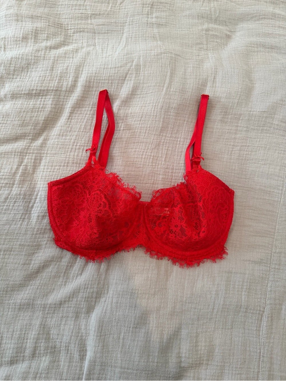 Victoria's Secret Red Lace Underwire Bra